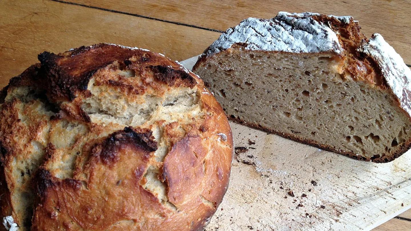 Aus dem Topf: So backen Sie selbst Brot - SWR1 RP - SWR1