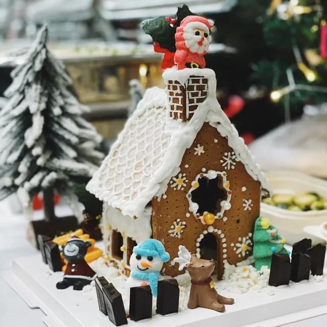 Lebkuchenhaus selber machen: vom Backen bis zum Bauen Bäckerei Eckert