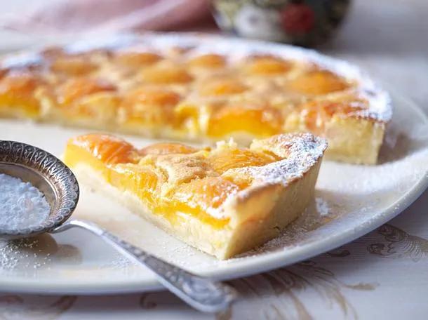 Aprikosen-Tarte mit Mandelcreme Rezept | LECKER