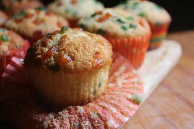 Vanilla Tutti Frutti Muffins Recipe | Recipe | Bakery style muffin ...