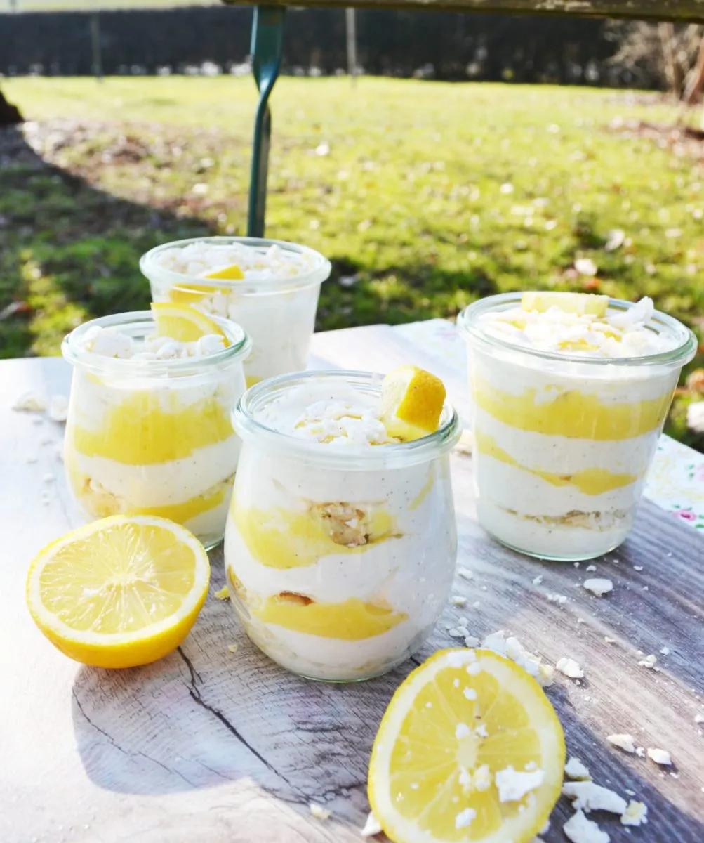Zitronig, frisches, Löffelerlebnis! Lemon Curd-Joghurt-Creme ...