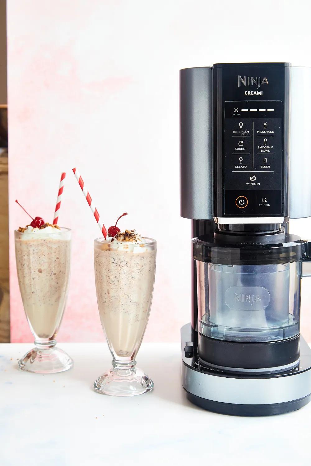 Boozy amaretto cookie milkshake – Artofit