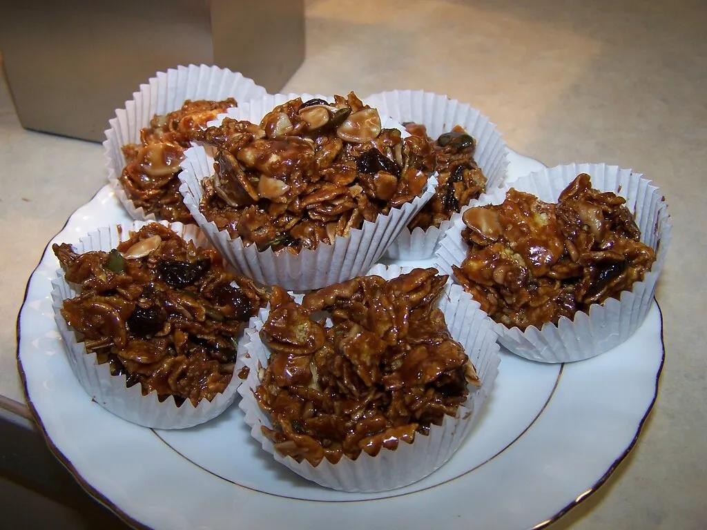 Chocolate Crispies | Nuts, seeds raisins and cornflakes in s… | Flickr