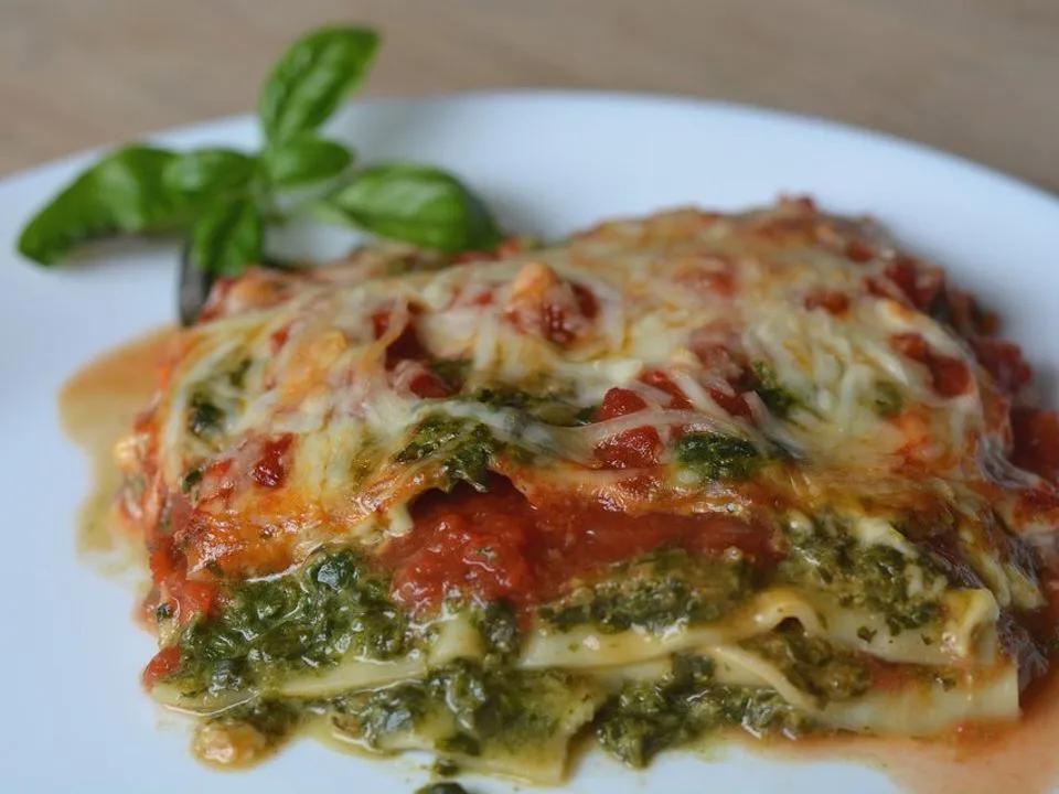 Vegetarische Spinat-Gemüse-Lasagne mit Tomatensoße von Caro_Dame | Chefkoch