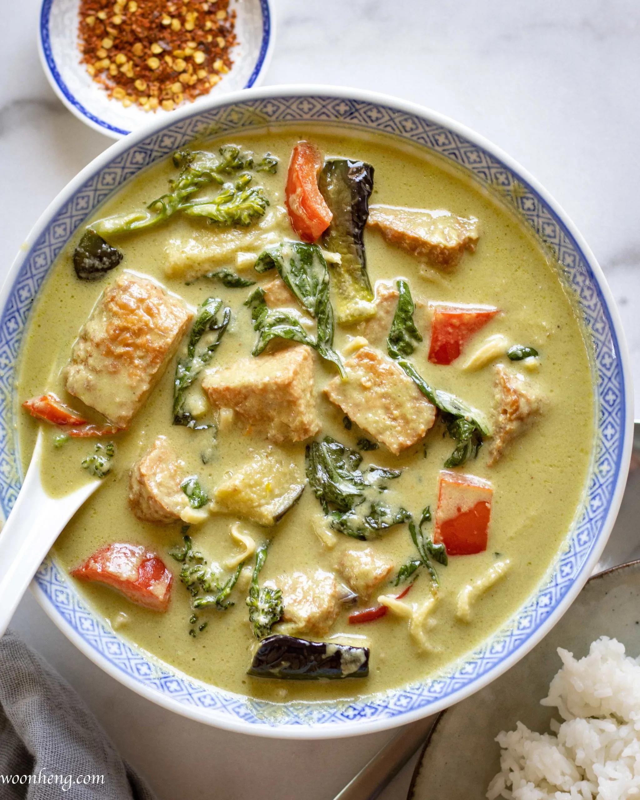 Thai Green Curry &amp;#39;泰式青咖哩&amp;#39;| Homemade paste, Vegan, Gluten-free - WoonHeng