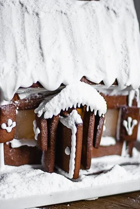 Lebkuchenhaus selber backen - Rezept mit Bauplan &amp; Videoanleitung