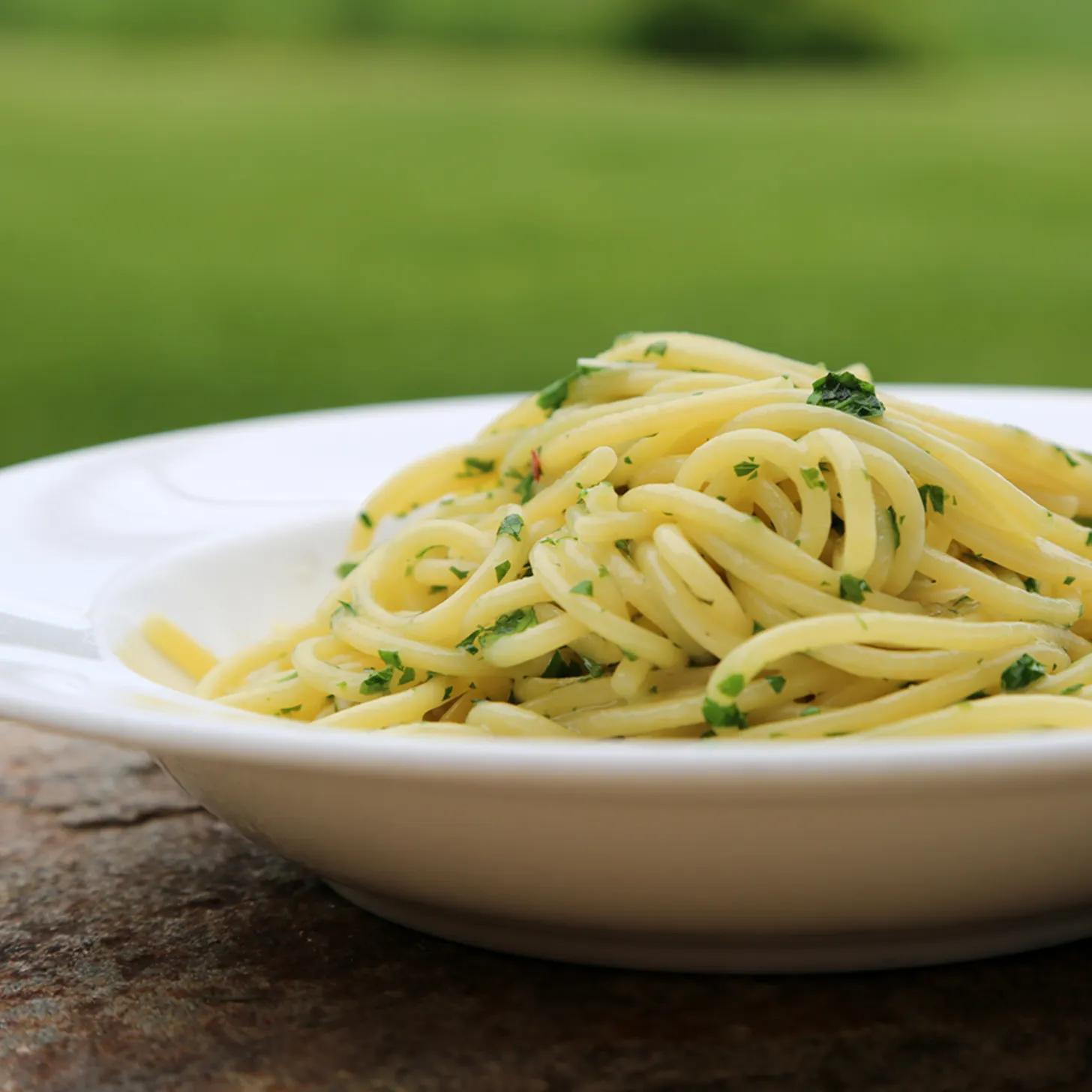 Spaghetti Aglio e Olio Recipe | POPSUGAR Food