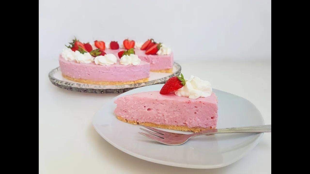 Erdbeer Quark Kuchen Ohne Backen : Mini-Erdbeer-Torte | Rezept | Kuchen ...