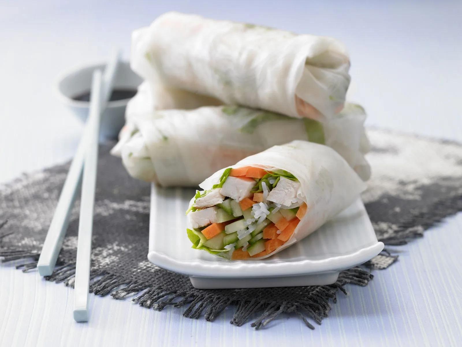 Vietnamesische Glücksrollen aus Reispapier Rezept | EAT SMARTER