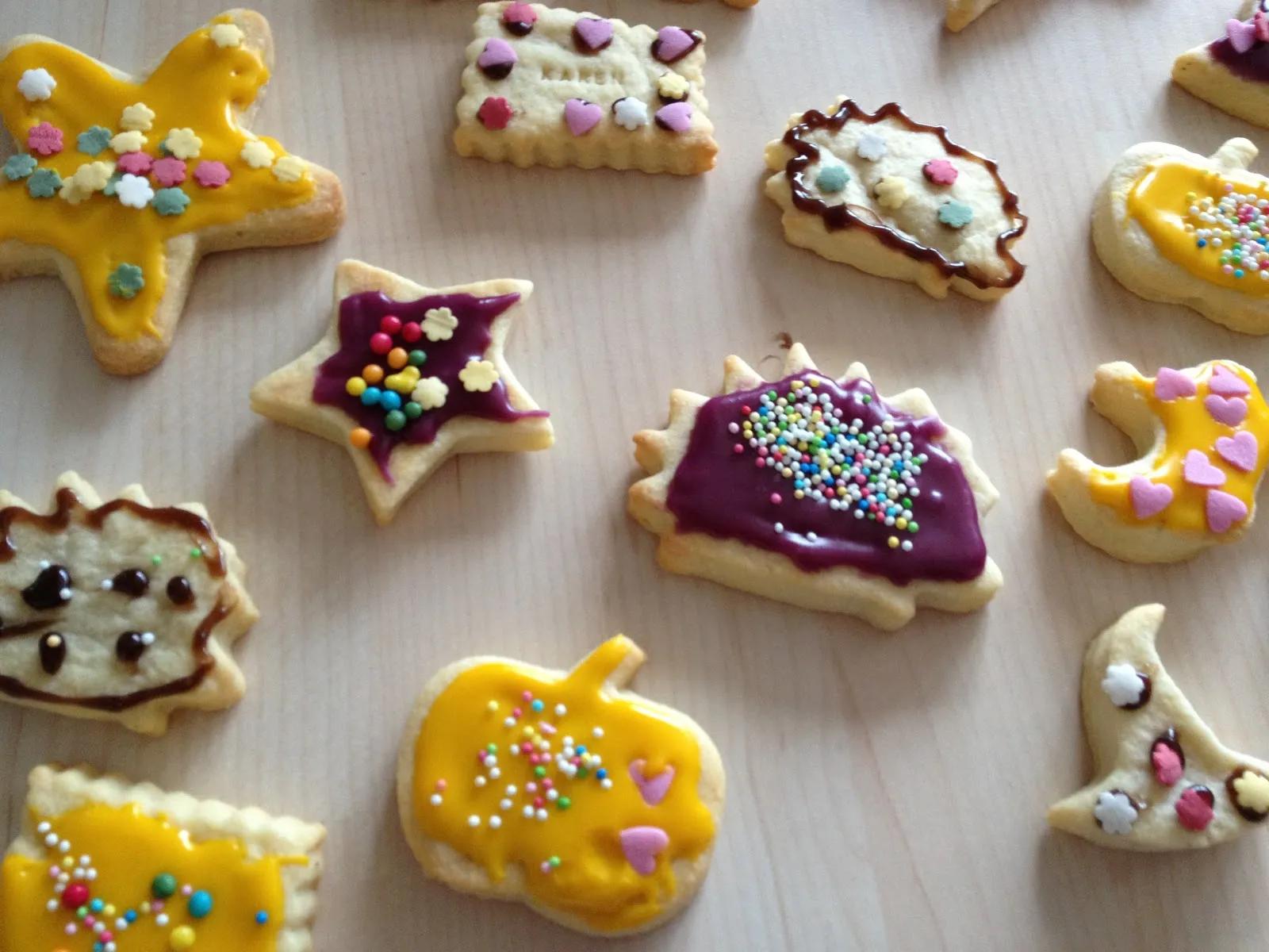 Mein Leben und das Backen...: Butterplätzchen (mit Botschaften)