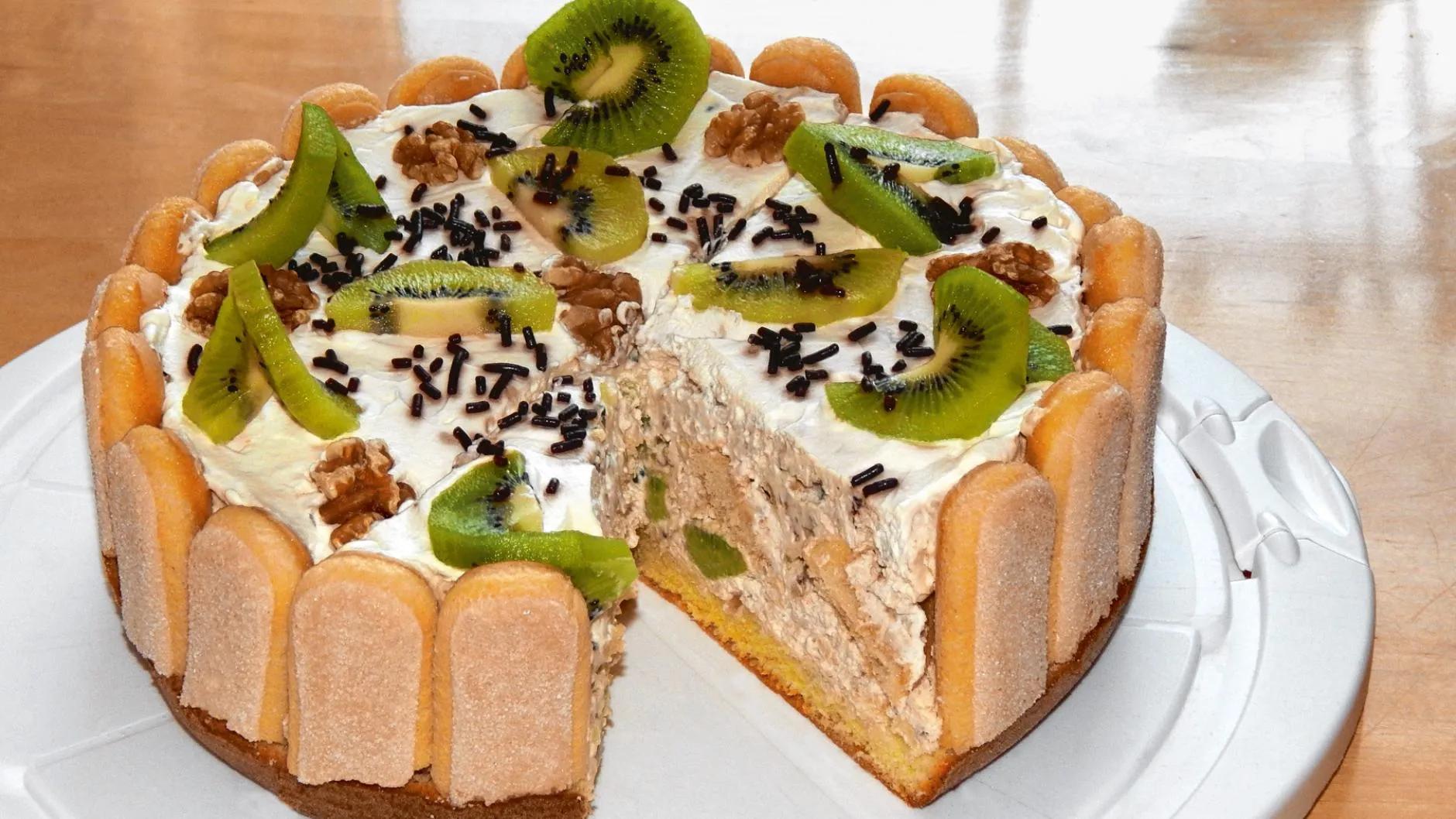Rezept für Kiwi-Walnuss-Torte | Augsburger Allgemeine