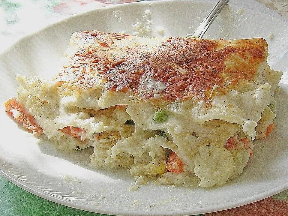 Bunte Gemüse - Lasagne mit Käsesoße von Apfelfee | Chefkoch Lasagna ...