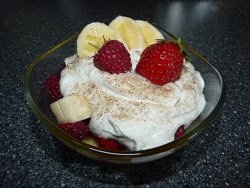 Erdbeer-Bananen-Himbeerquark von Akino-chan| Chefkoch
