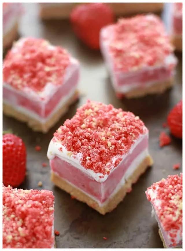 Strawberry Shortcake Ice Cream Bars + VIDEO - No Bake - Life Made ...