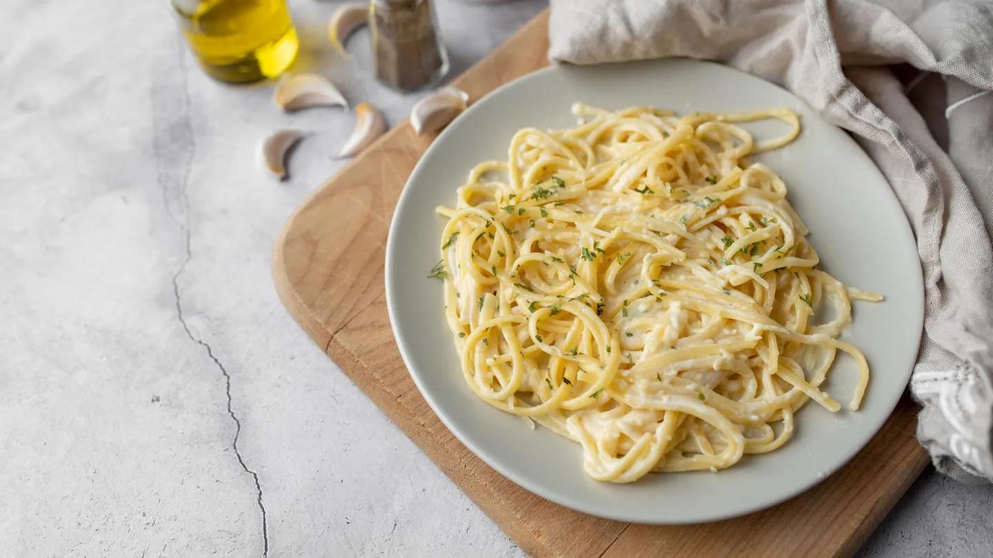 Gorgonzola-Sauce mit Spaghetti Rezept - [ESSEN UND TRINKEN]