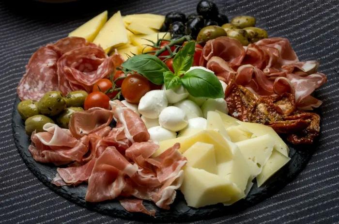 Antipasto Platter Tips - 14 Ideas for the Perfect Antipasti Platter ...