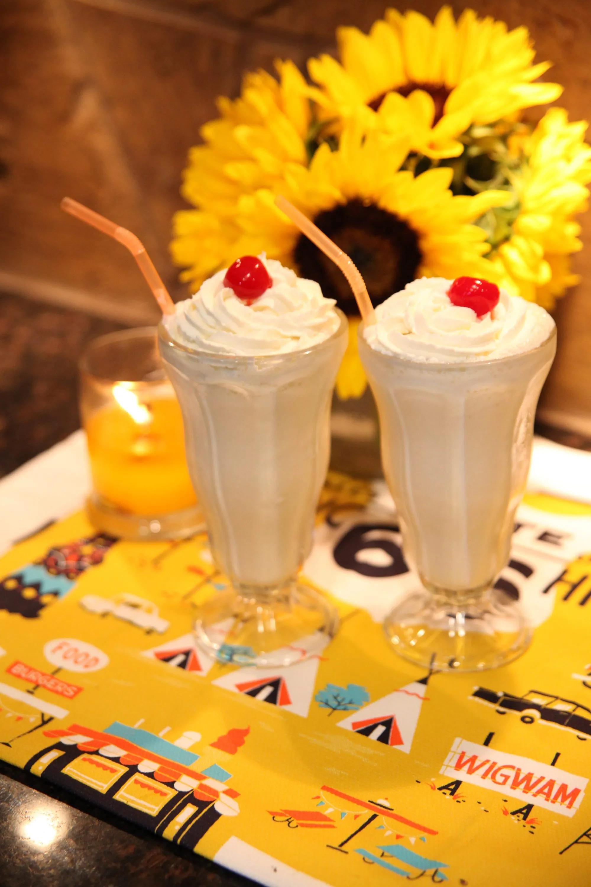 Amaretto Milkshakes | The Rose Table | Amaretto drinks, Ice cream ...