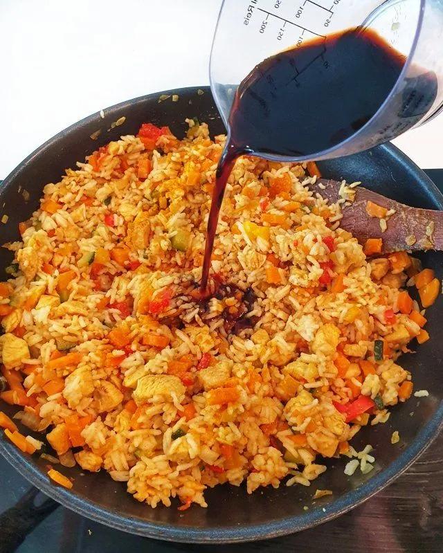 Asiatische Reis-Pfanne mit Hähnchen | Lydiasfoodblog | Rezept ...