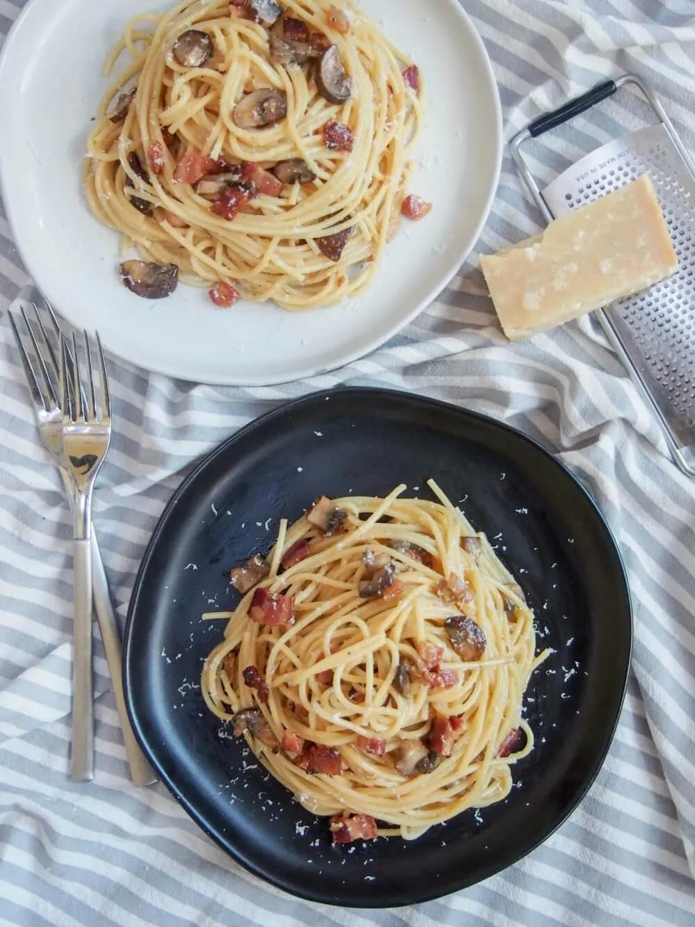 Spaghetti alla carbonara with mushrooms - Caroline&amp;#39;s Cooking