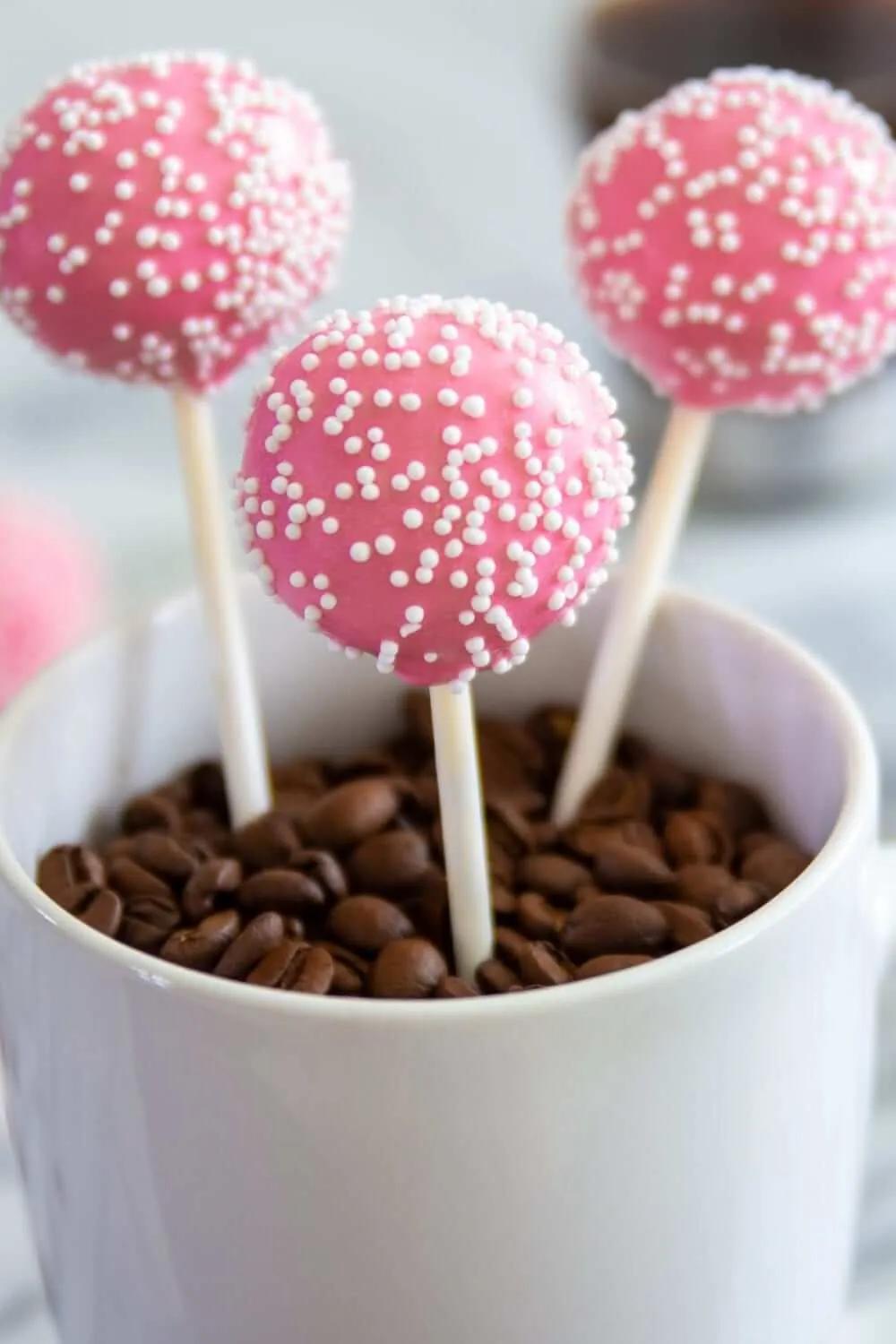 15 Tasty Cake Pops That Are Easy To Make - Sweet Money Bee