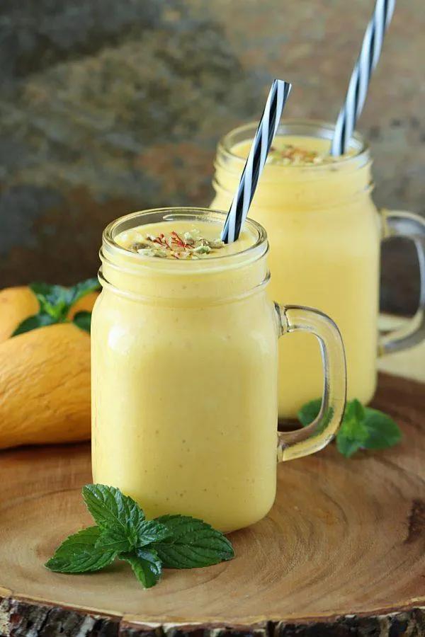 Mango Lassi, how to make Mango Lassi, creamy Mango Lassi