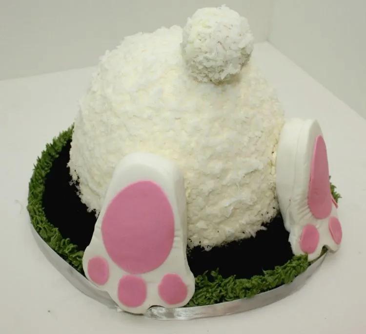osterkuchen-rezept-hinterteil-hase-loch-pfoten-gestalten Easter Bunny ...