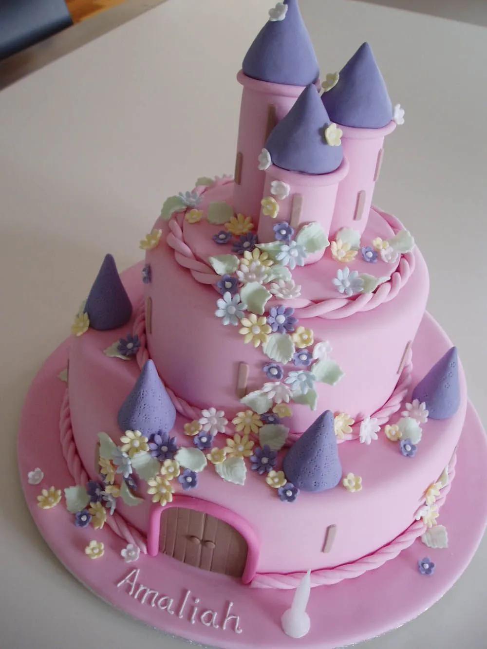 Pink, Princess, Castle Cake | Erster geburtstag mädchen, Kuchen für ...