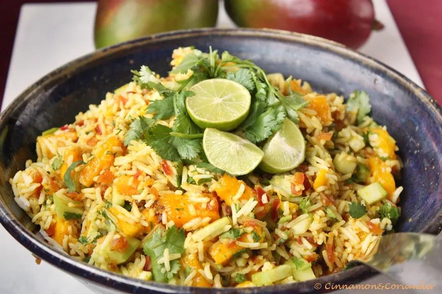 Indischer Reis Salat mit Mango &amp; Limetten Dressing - Cinnamon&amp;Coriander