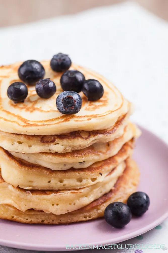 Die besten Pancakes (Grundrezept) | Backen macht glücklich | Rezept ...