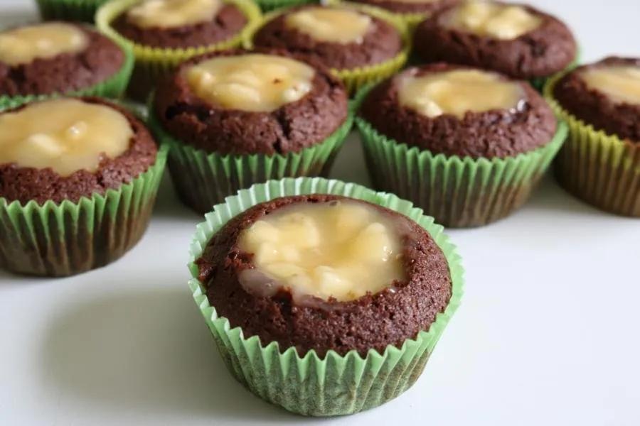 Schoko-Bananen-Cupcakes - Rezept | Kochrezepte.at