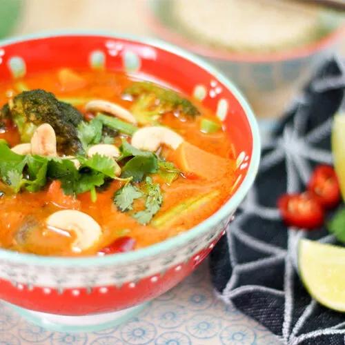 Vegetarisches Rotes Thai Curry | Recipe | Elle Republic