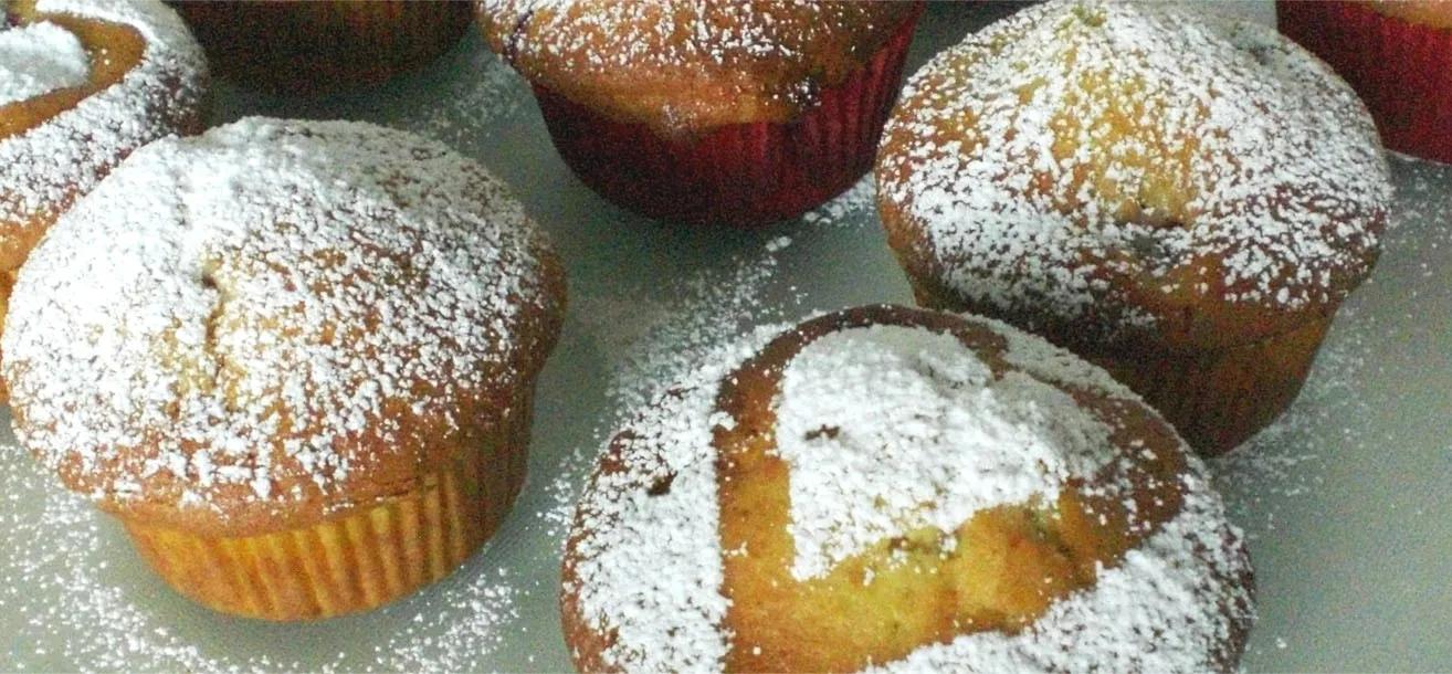 Buttermilch-Muffins mit Himbeeren - SweetFamily von Nordzucker