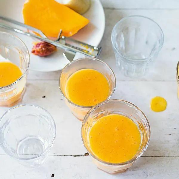 Pfirsich-Mango-Smoothie Rezept | Küchengötter