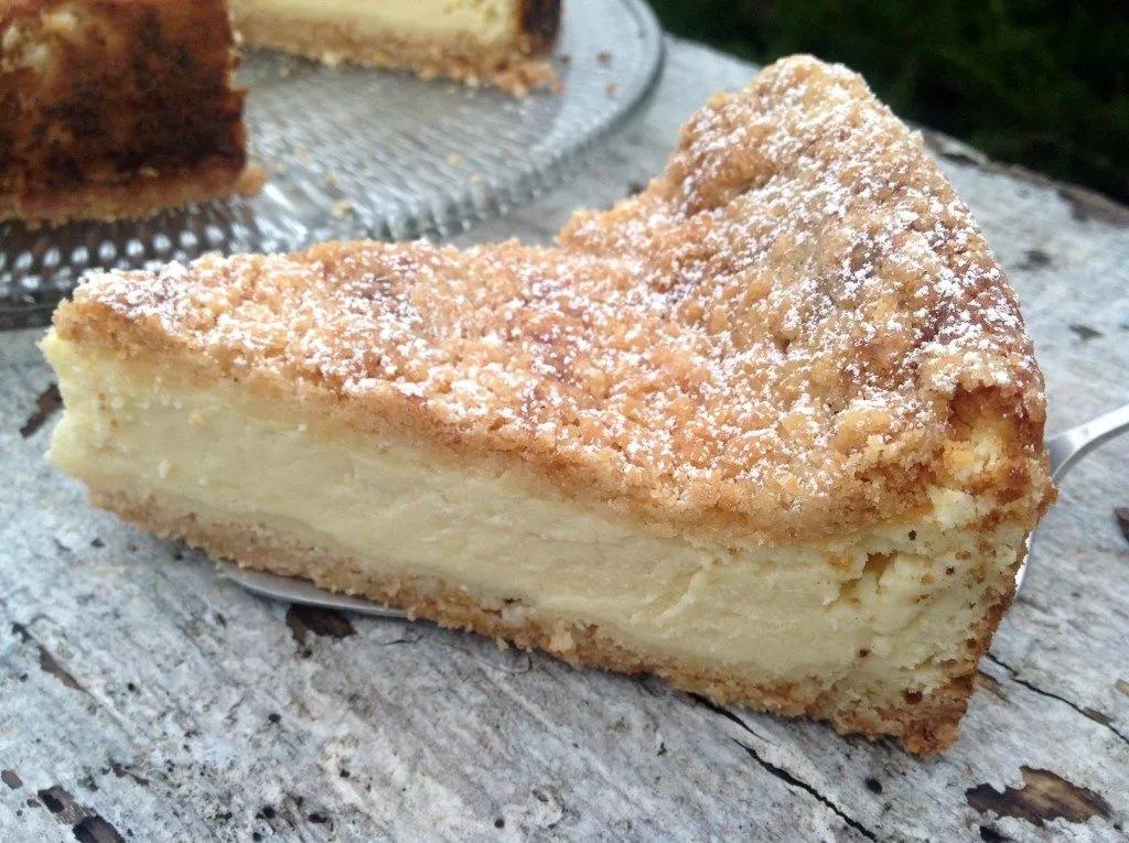 Quarkkuchen wie aus alten Zeiten | Kuchen rezepte einfach, Quarkkuchen ...