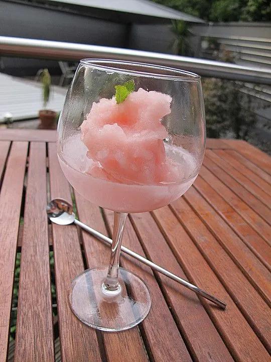 Sorbet von der rosa Grapefruit mit Wodka von feuervogel| Chefkoch ...
