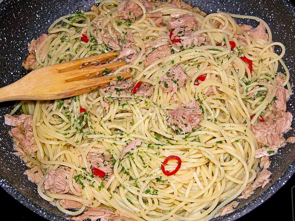 Spaghetti mit Thunfisch und Zitrone (Rezept mit Bild) | Chefkoch.de