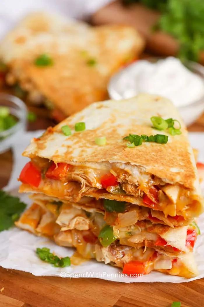 Easy Grilled Chicken Quesadilla Recipe 👨‍🍳 (Quick And Easy)