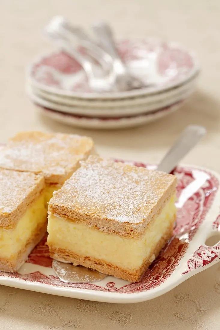 Kuchen mit Vanillecreme Rezept | EAT SMARTER