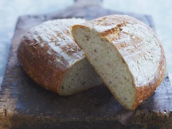 Nussiges Brot Rezept | EAT SMARTER