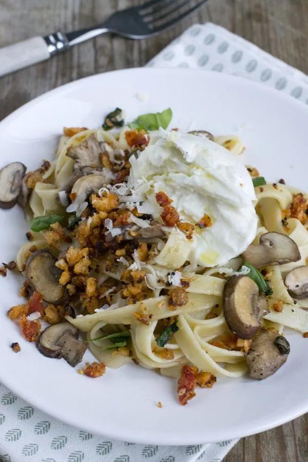 Tagliatelle met champignons en mozzarella | Vegetarische recepten ...