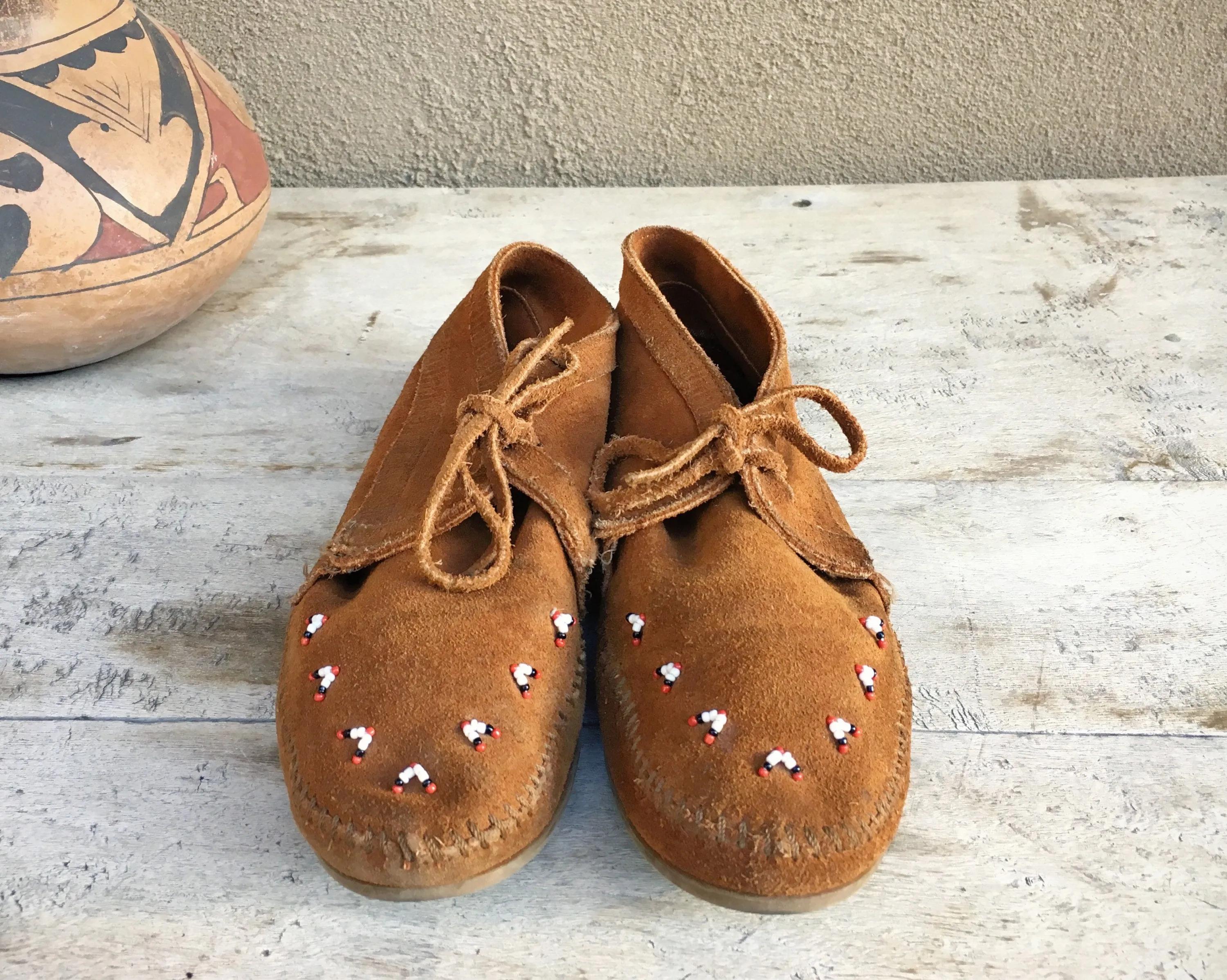 Minnetonka Moccasins Women&amp;#39;s Size 8 Brown Suede Hard Sole Moccasin Shoes