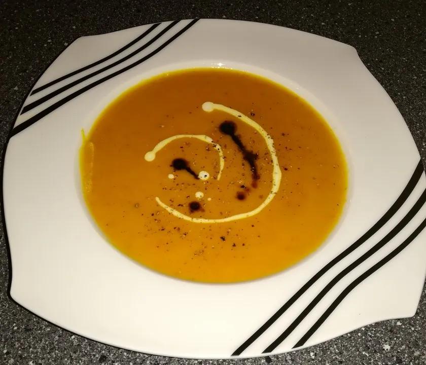 Kürbis-Curry Suppe von Wuscheline | Chefkoch.de