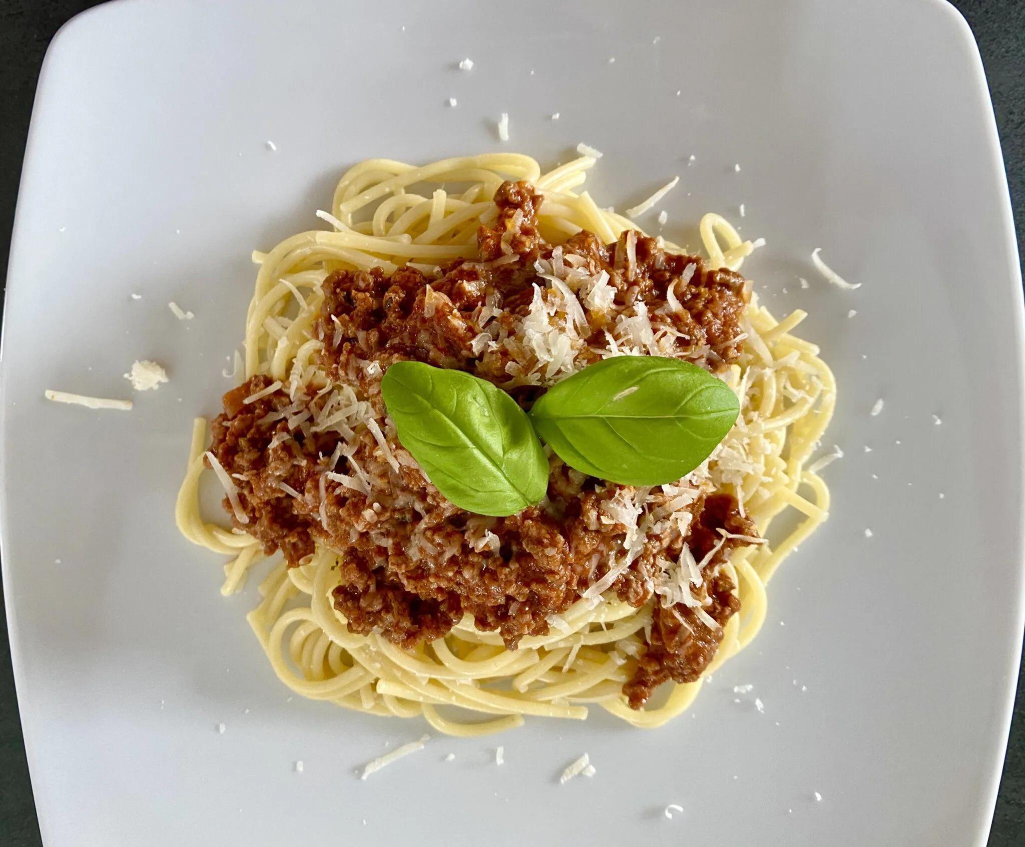 Ein schnelles Rezept für Spaghetti Bolognese - ganz ohne Fertiggewürz ...