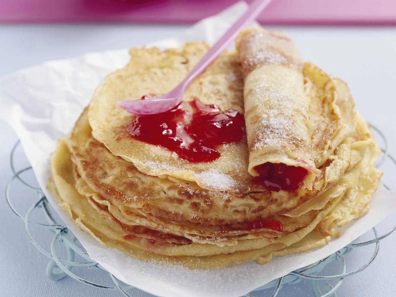 Marmeladen-Pfannkuchen Rezept | EAT SMARTER