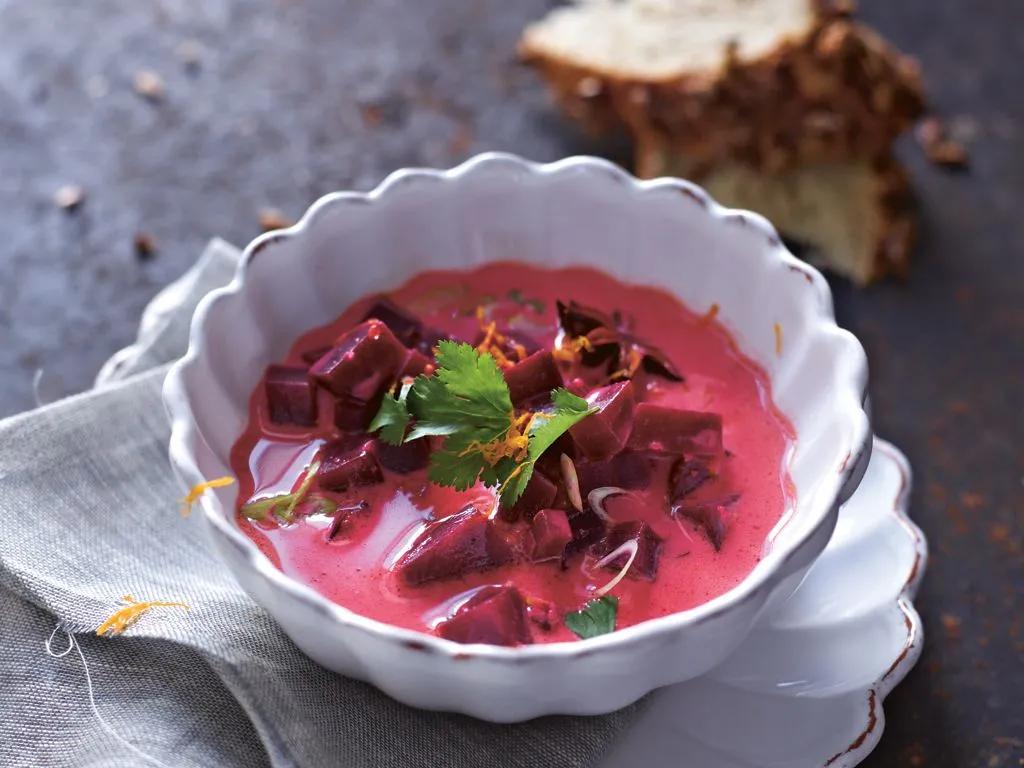 Alnatura Rezept: Rote-Bete-Kokos-Suppe | Lebensmittel essen, Vegane ...