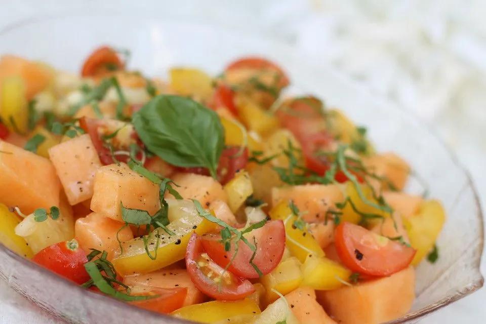 Tomaten - Melonen - Salat mit Basilikum Paleo Gluten Free, Vegan ...