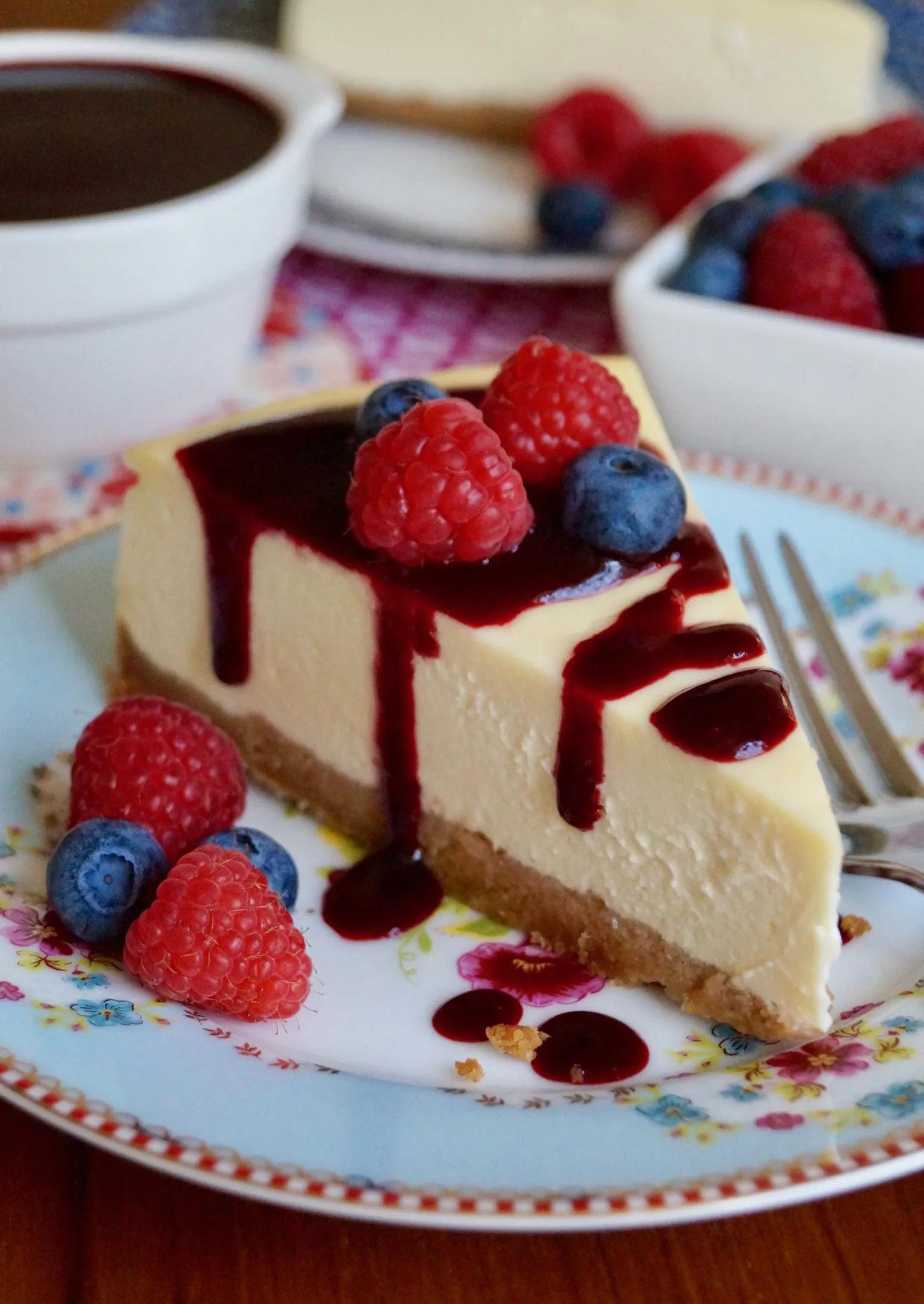 New York Cheesecake with Mixed Berry Coulis | Berry cheesecake recipes ...
