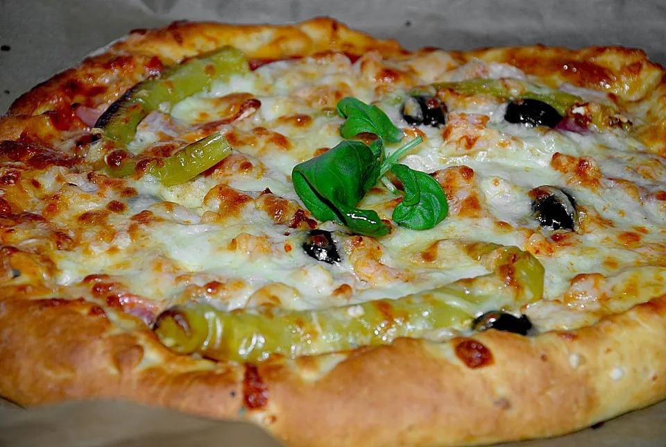 Pizza-Quark-Öl-Teig von Bam-bina | Chefkoch