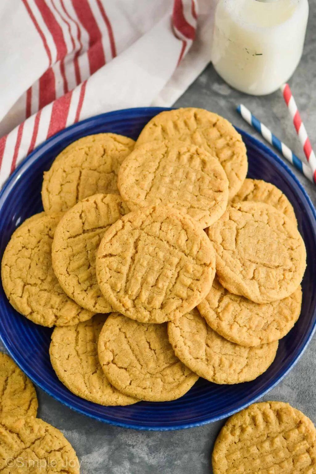 These old fashioned Peanut Butter Cookies are slightly crisp on the ...