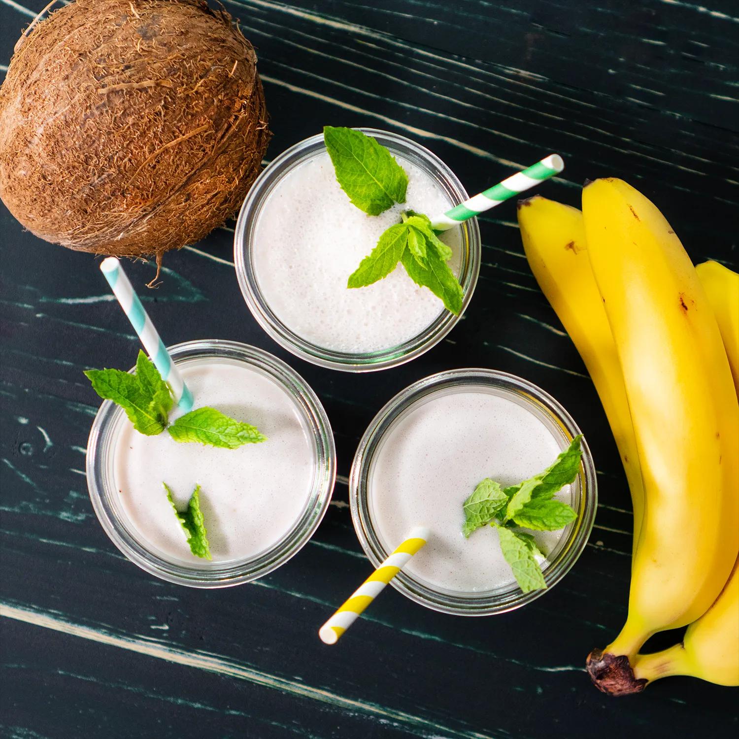 Bananen-Kokos-Shake - Fitness-Rezept von BODY KITCHEN
